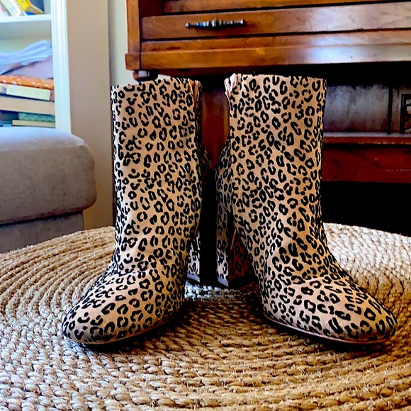 High heel cheetah booties - Picture 4 of 4
